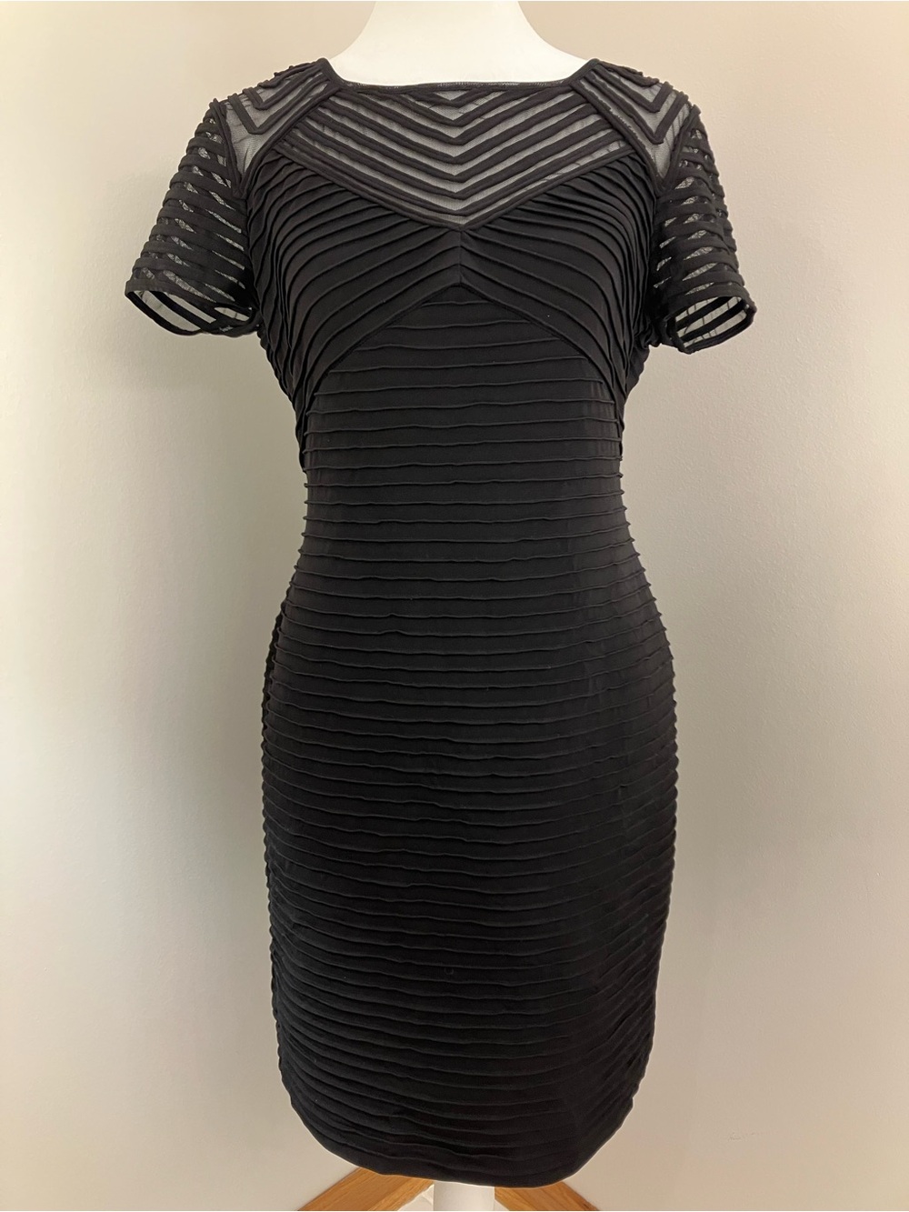 Calvin Klein Black Short Sleeve Textured Bodycon Dress